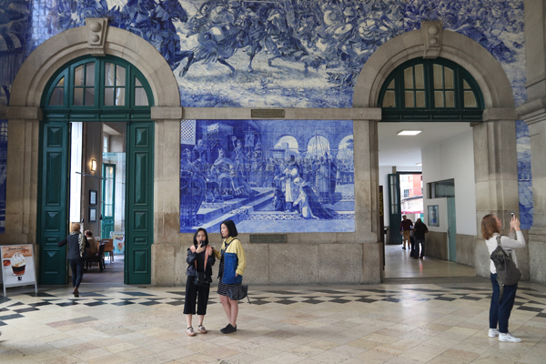 Sao Bento Station in Porto, Portugal